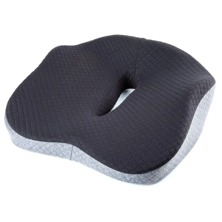 Ergonomický sedák z paměťové pěny černo-bílý