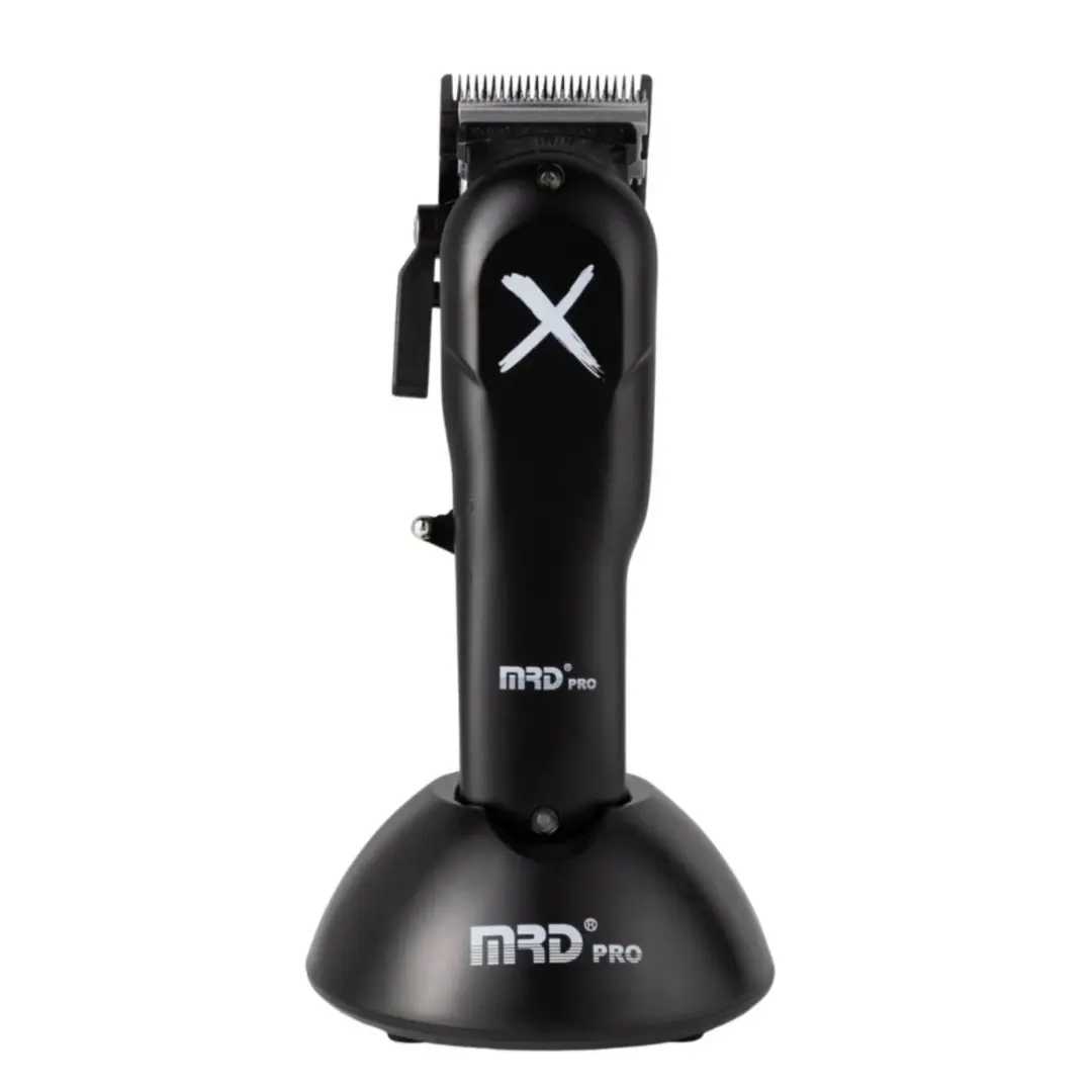 MRD Pro HC-3969X Clipper - střihací strojek se dvěma náhradními kryty + M22 - olej na mazání, 100 ml