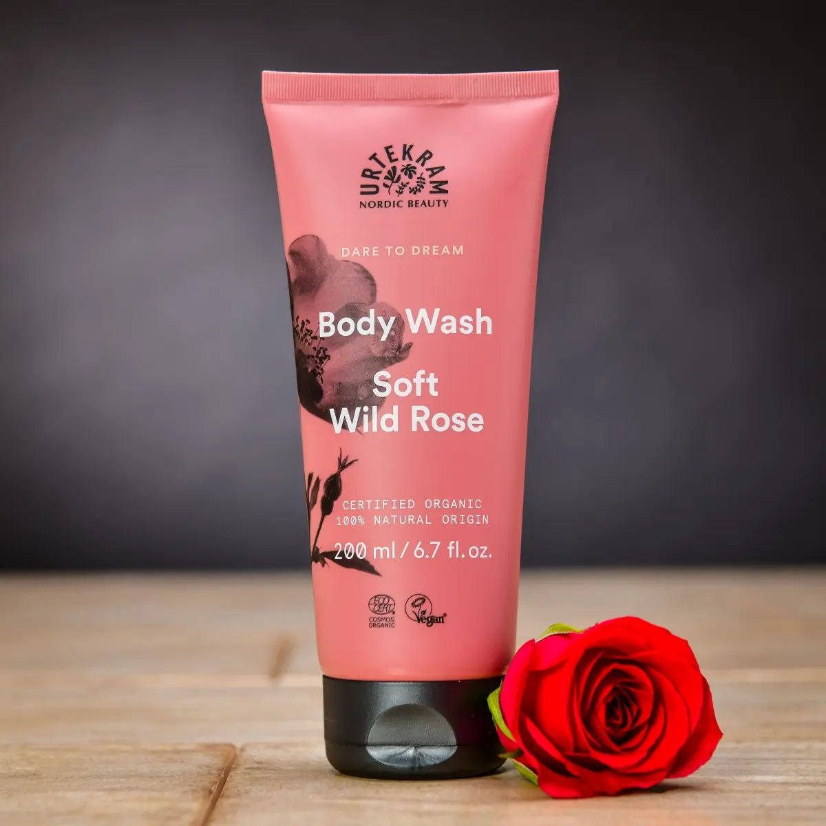 Vyživující BIO sprchový gel s divokou růží Urtekram 200 ml | Kosmetika pro ženy | Dárek pro ženy k narozeninám, svátku, výročí, vánocům | dárek k váno