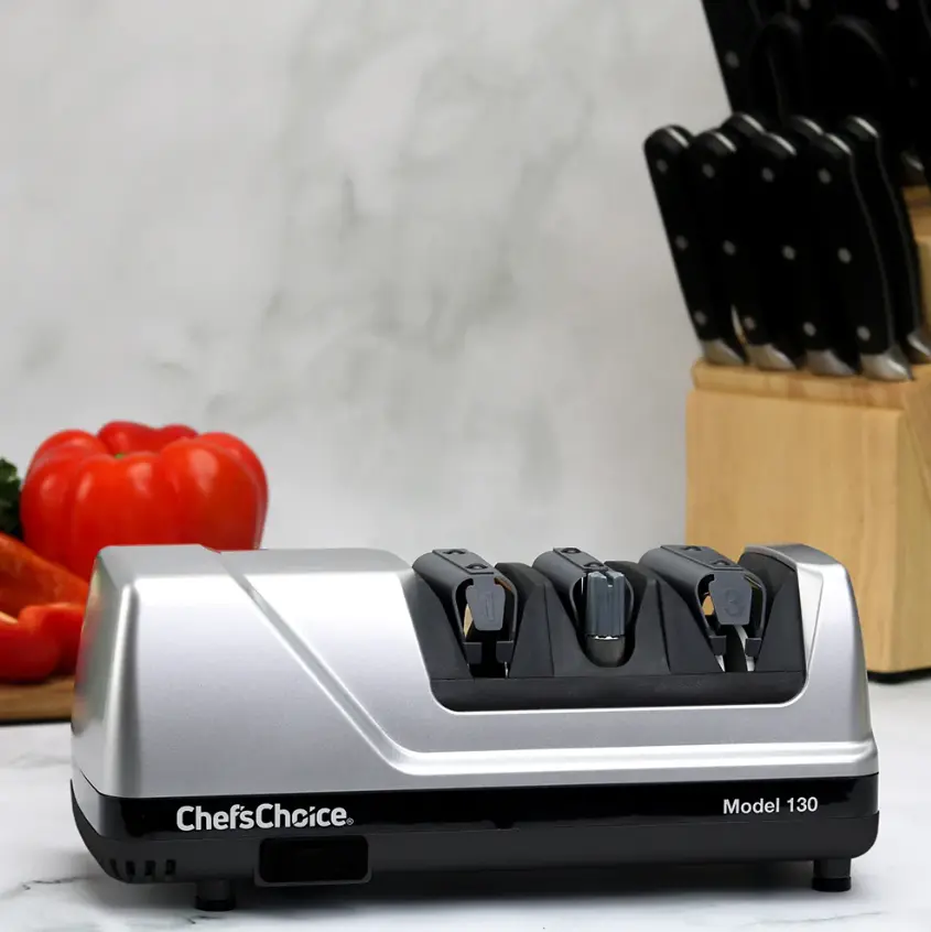 ChefsChoice elektrická bruska na nože 3-stupňová M130 - Platina