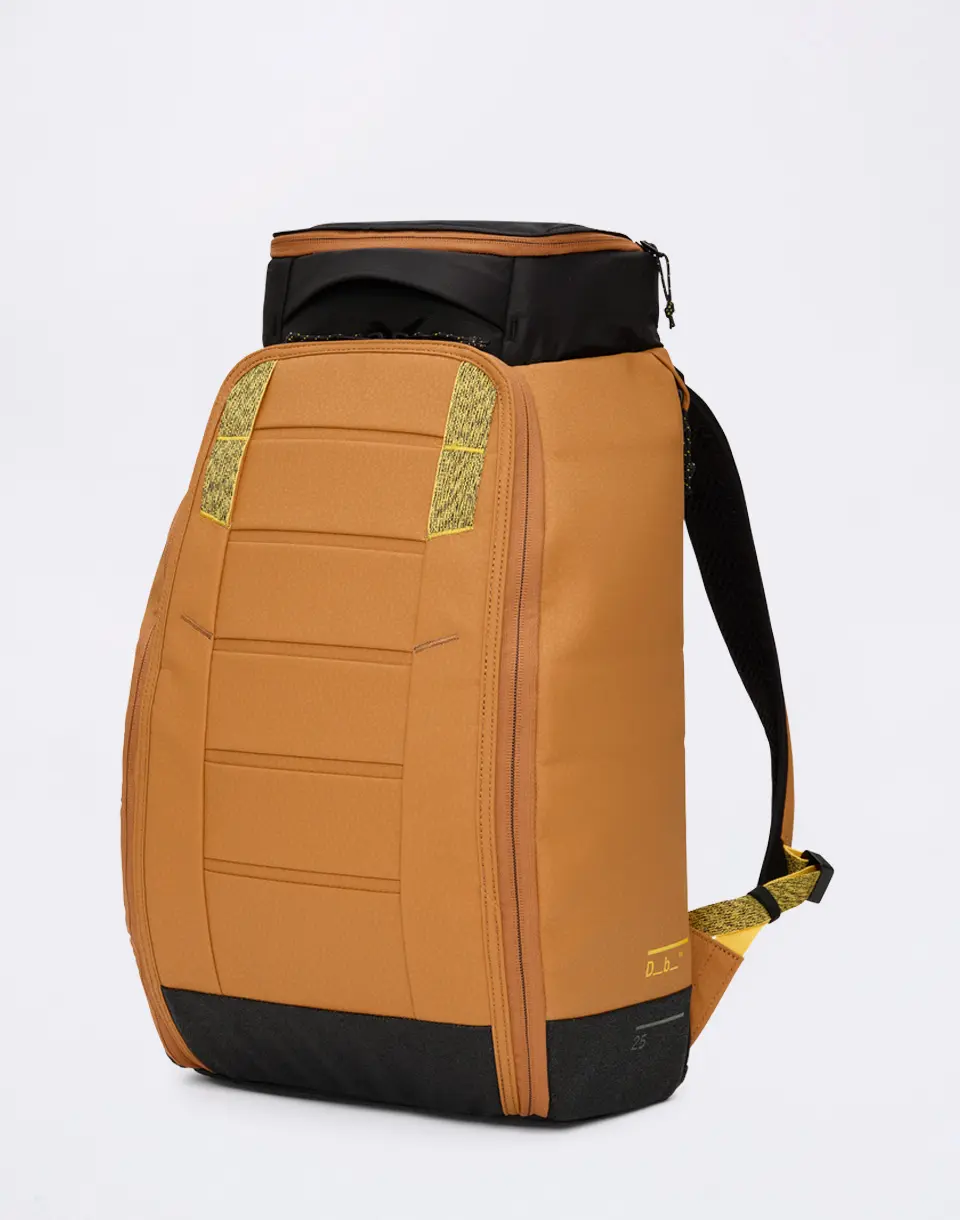 Batoh Db Hugger Backpack 25L Acorn Brown 25 l