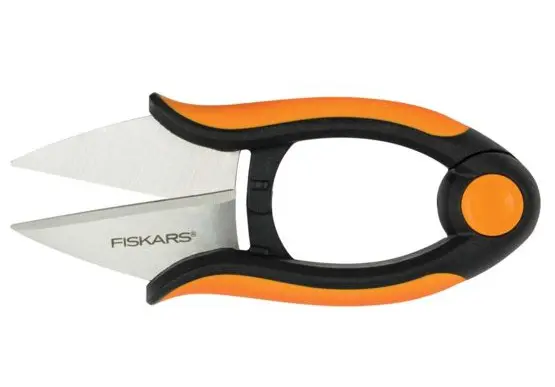 FISKARS 1063326 Solid™ nůžky na bylinky (SP220)