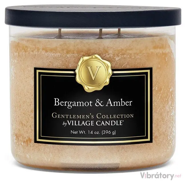 Vonná svíčka Village Candle Bergamot & Amber – bergamot a ambra, 396 g