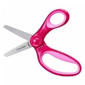 Fiskars Dětské nůžky pro praváky oblé 13 cm růžové se třpytkami (6+)