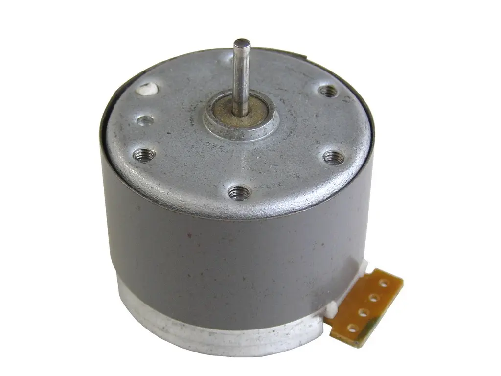 Motor magnetofonu 9V CW pravotočivý Mitsumi MMI-6H9RWSK dvourychlostní