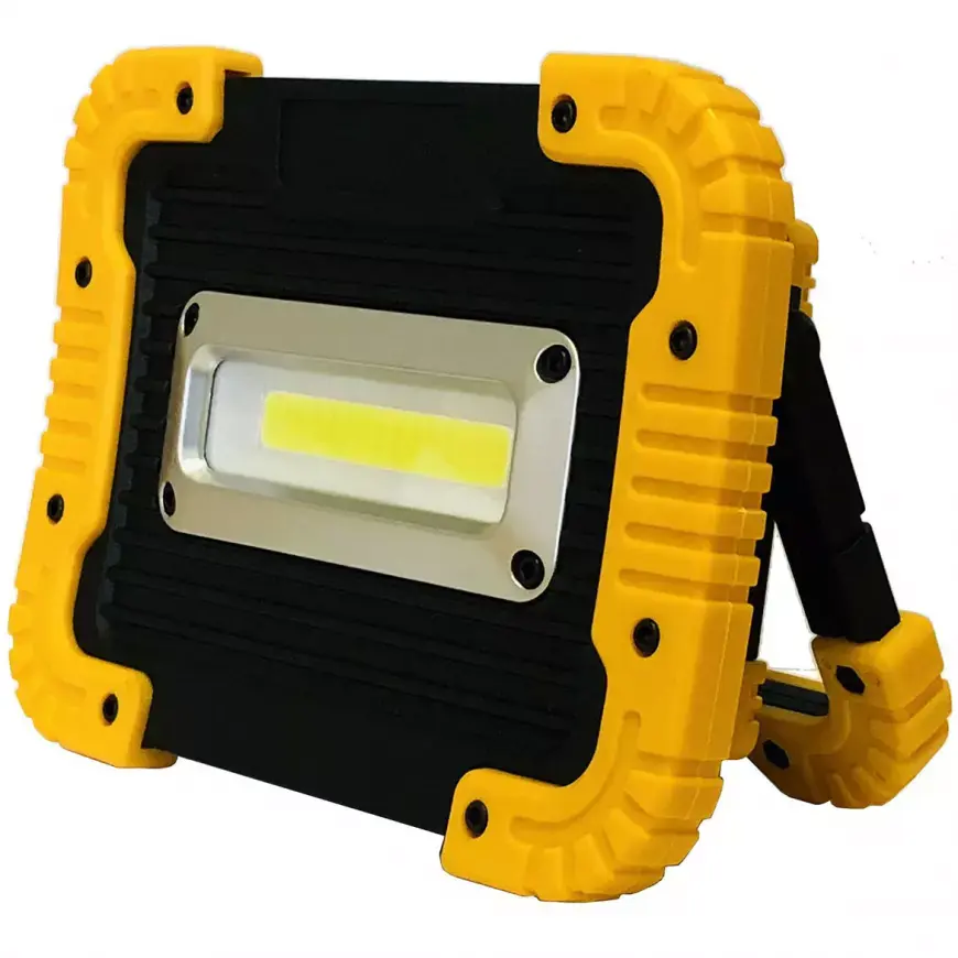 LED reflektor 10 W nabíjecí