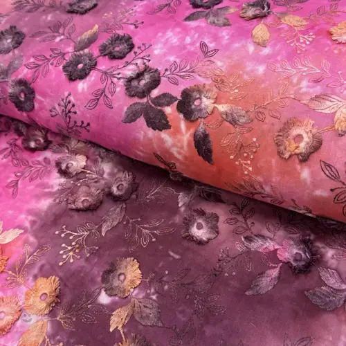 Bavlněná látka TIE DYE EMBROIDERY Poppy design Q
