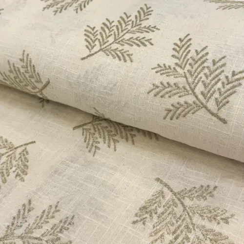Bavlněná látka EMBROIDERY Sofia design B
