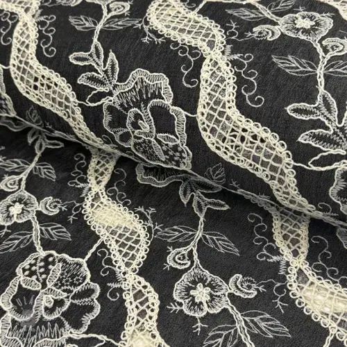 Bavlněná látka JEANS EMBROIDERY Flora design E