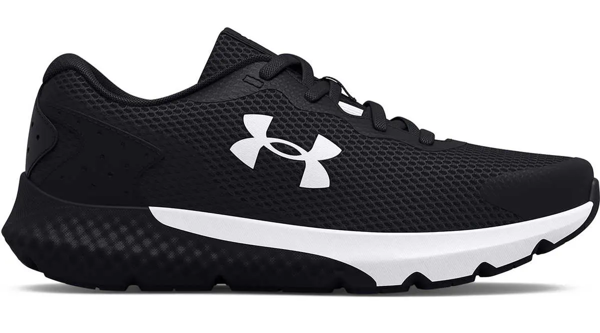 Under Armour UA BPS Rogue 3 AL-BLK Dětské boty černé 29 3024982-001-11.5K