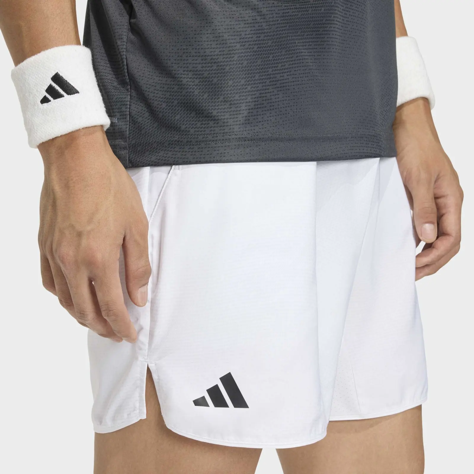 adidas CLUB GRAPHSHORT