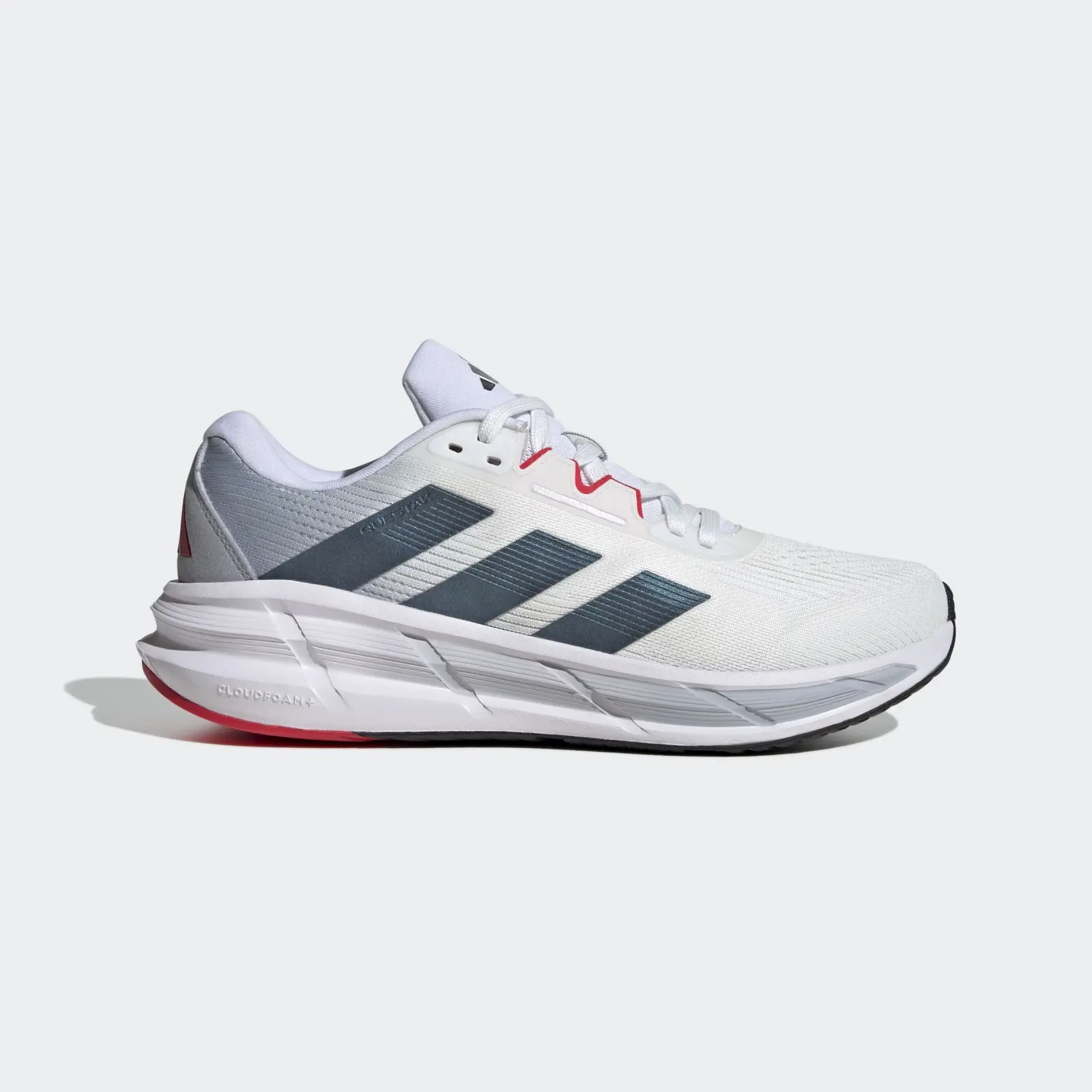 Adidas Questar 3 M cloud white/core black/pure ruby pánská sportovní obuv