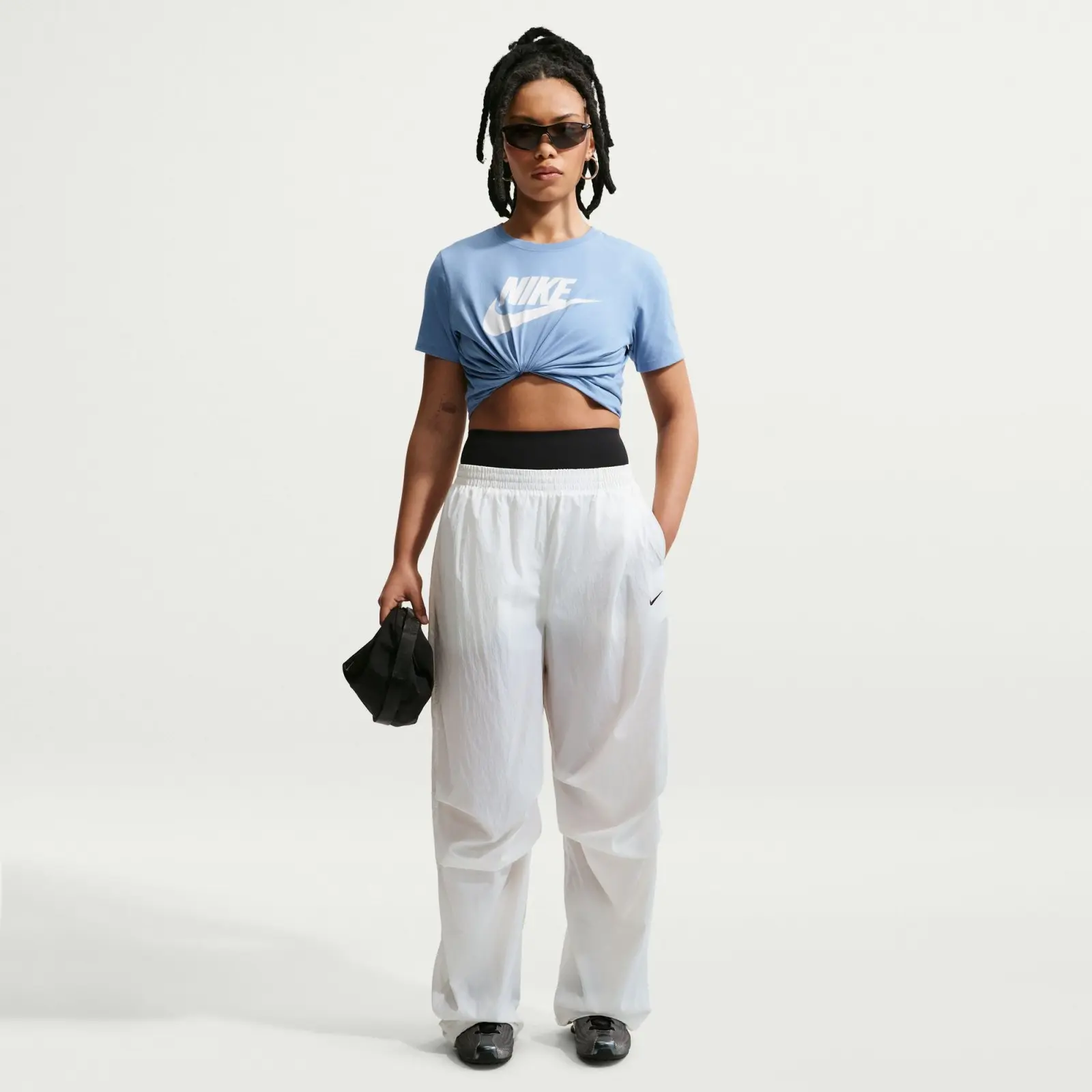 Nike Sportswear Essentials