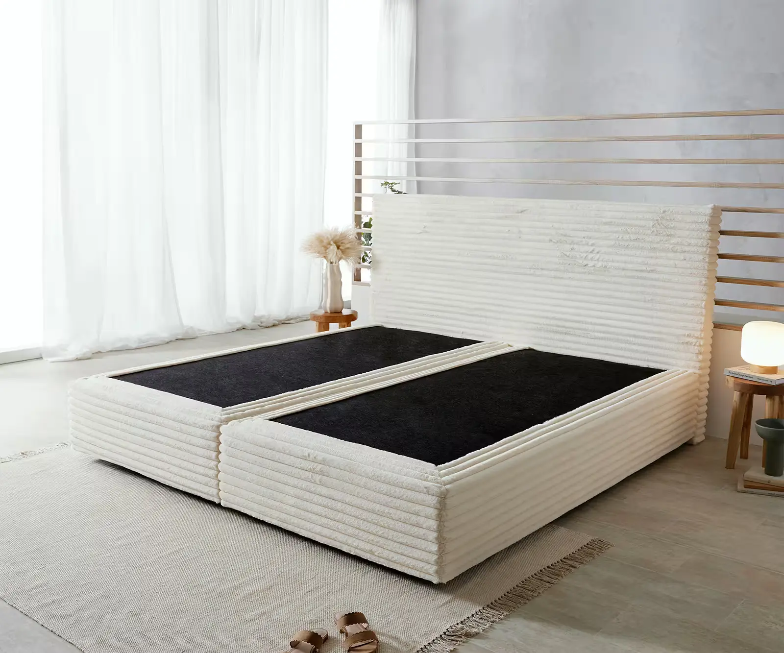 DELIFE Boxspring postel Dream-Well plyšový manšestr béžová 200x200 cm