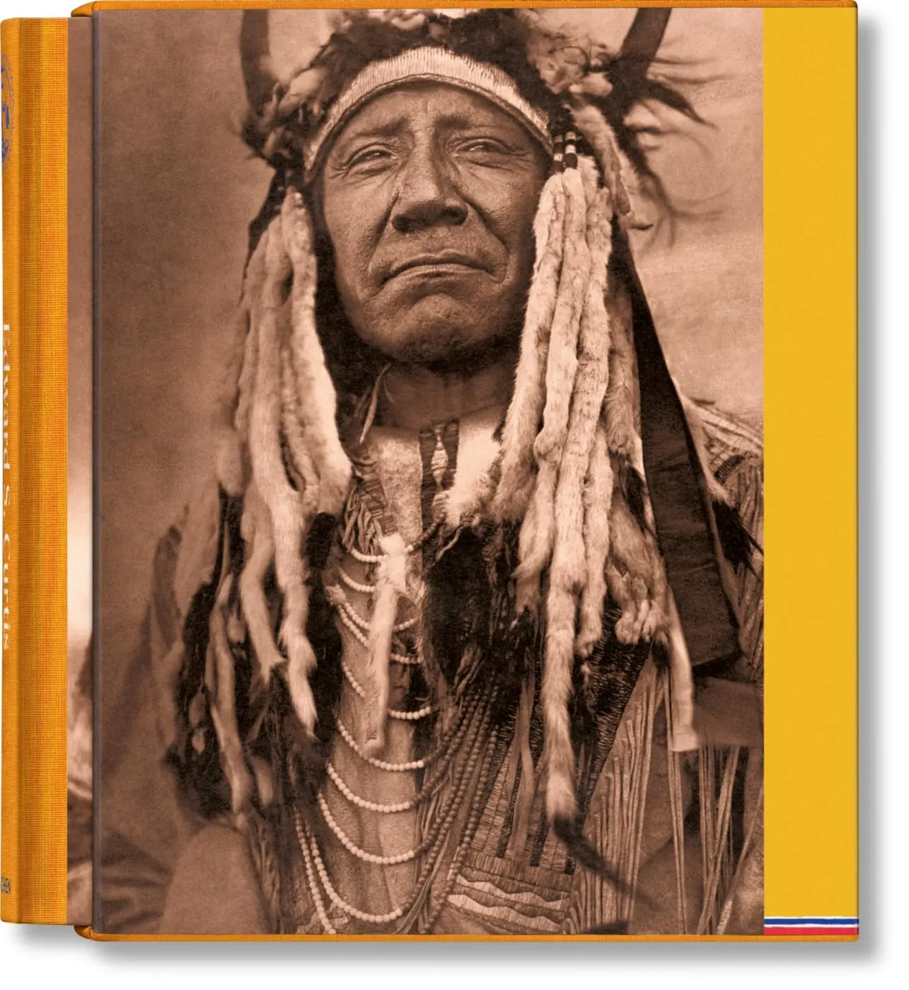 Edward S. Curtis - THE NORTH AMERICAN INDIAN