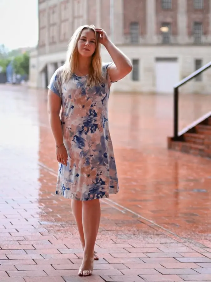 EVONA a.s. Dámské krátké šaty JOVANA 631 - Dámské krátké šaty JOVANA 631 631 S