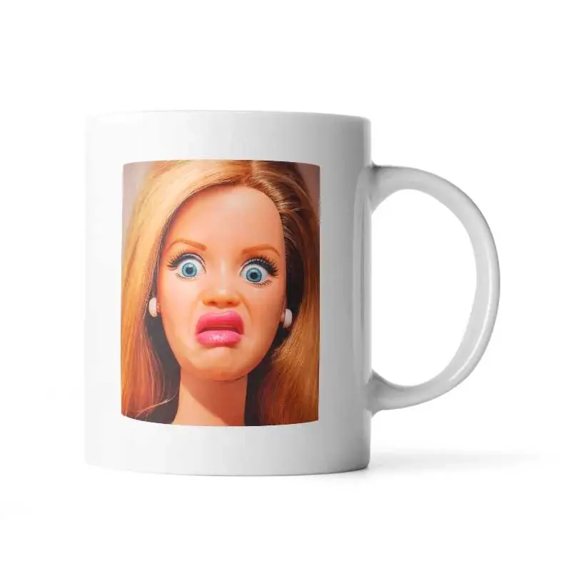 Hrnek Znechucená Barbie - Meme Barbie - 330 ml - standard