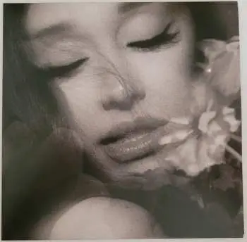 SP Ariana Grande: Hate That I Made You Love Me