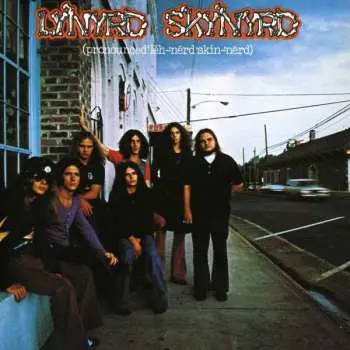 CD Lynyrd Skynyrd: (Pronounced 'Lĕh-'nérd 'Skin-'nérd)