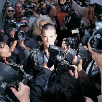 CD/DVD Robbie Williams: Life Thru A Lens LTD