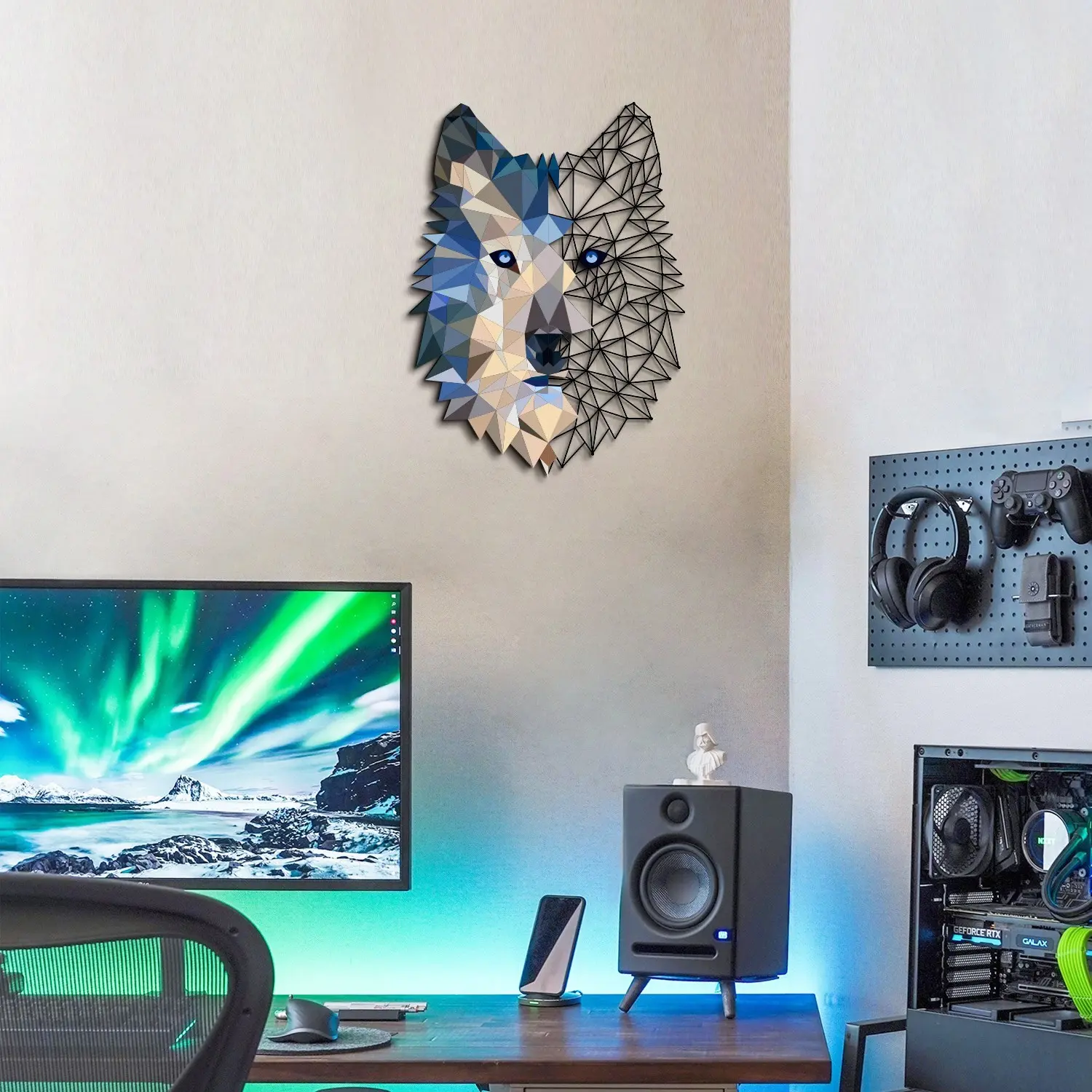 Wallity Nástěnná kovová dekorace Wolf Wall Art vícebarevná