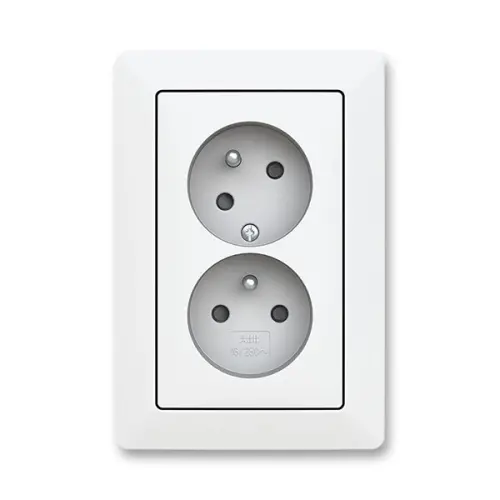 Zásuvka 230 V dvojnásobná ABB Zoni matná bílá