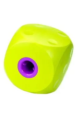 Hračka pes Buster Food Cube limetková 12cm L