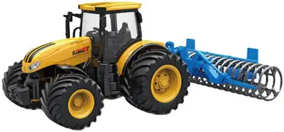 Traktor s zemědělským strojem