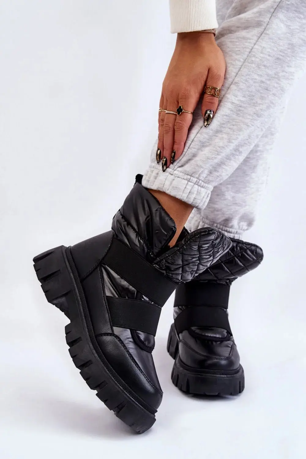 Dámské zateplené kotníkové SG-175B - Mix Feet černá 37