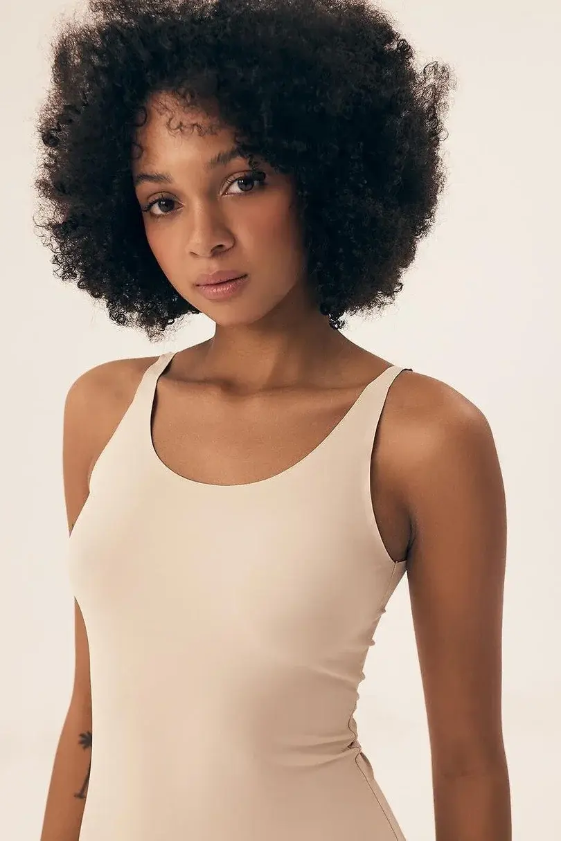 DÁMSKÝ DRES BYTE 42875 SS25 béžová S
