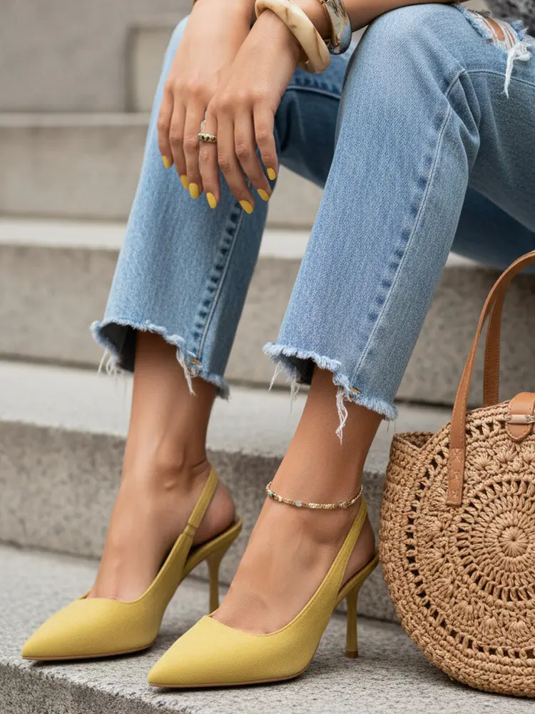 Dámské semišové jehlové boty s otevřeným podpatkem žluté FashionStreet ZY1383 38