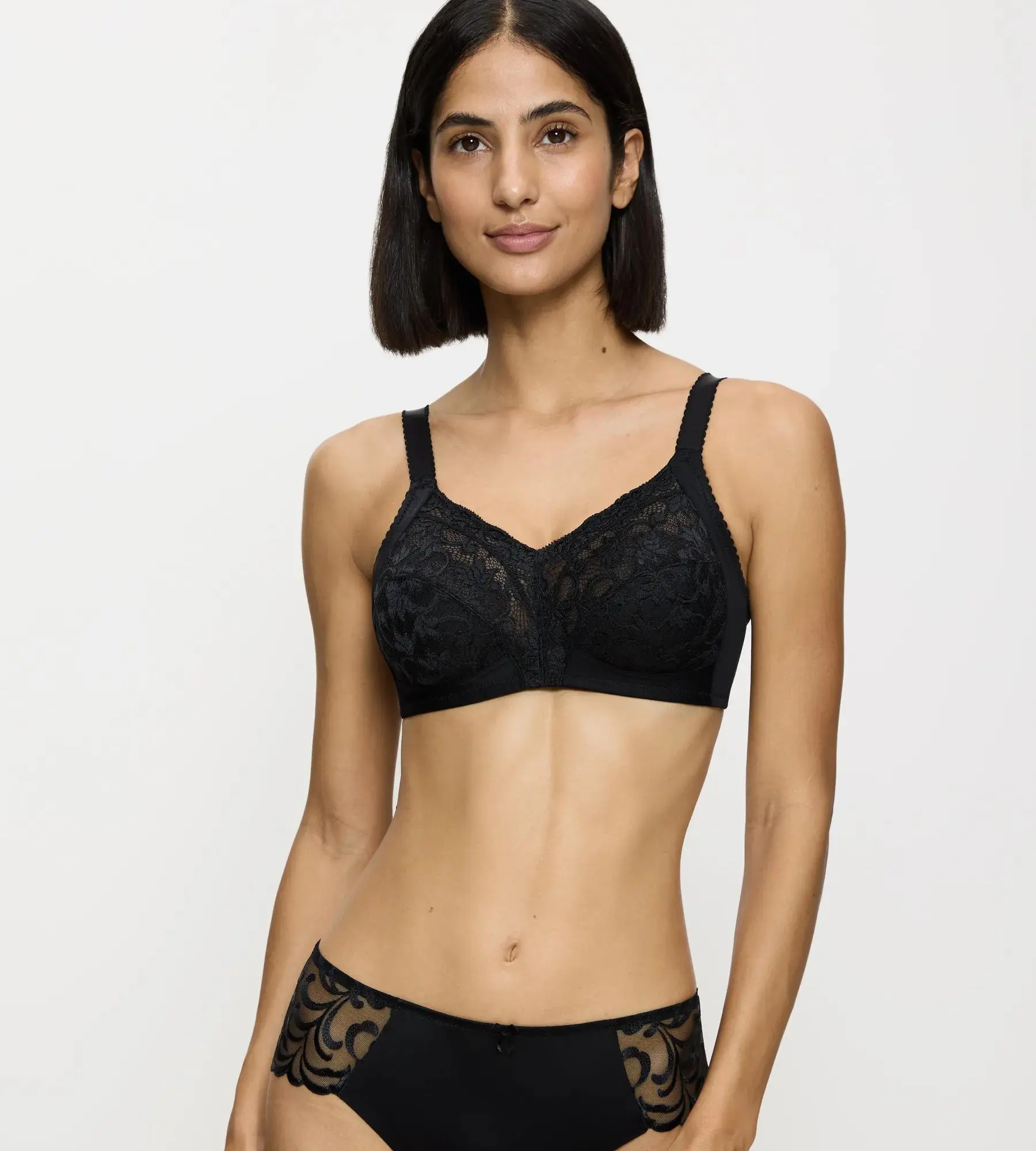 Dámská podprsenka Delicate Doreen N - BLACK - černá 0004 - TRIUMPH BLACK 75E