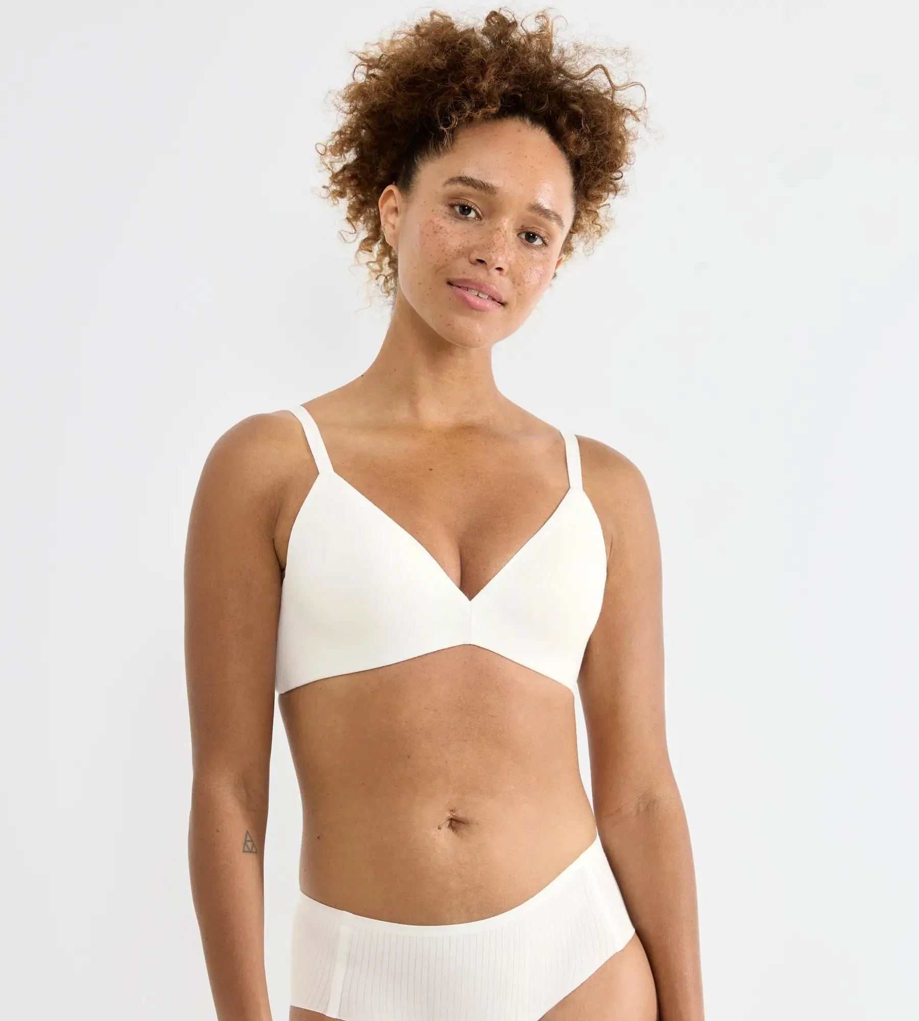 sloggi ZERO Feel Pure THE UP Push Up - WHITE - SLOGGI WHITE - SLOGGI SILK WHITE