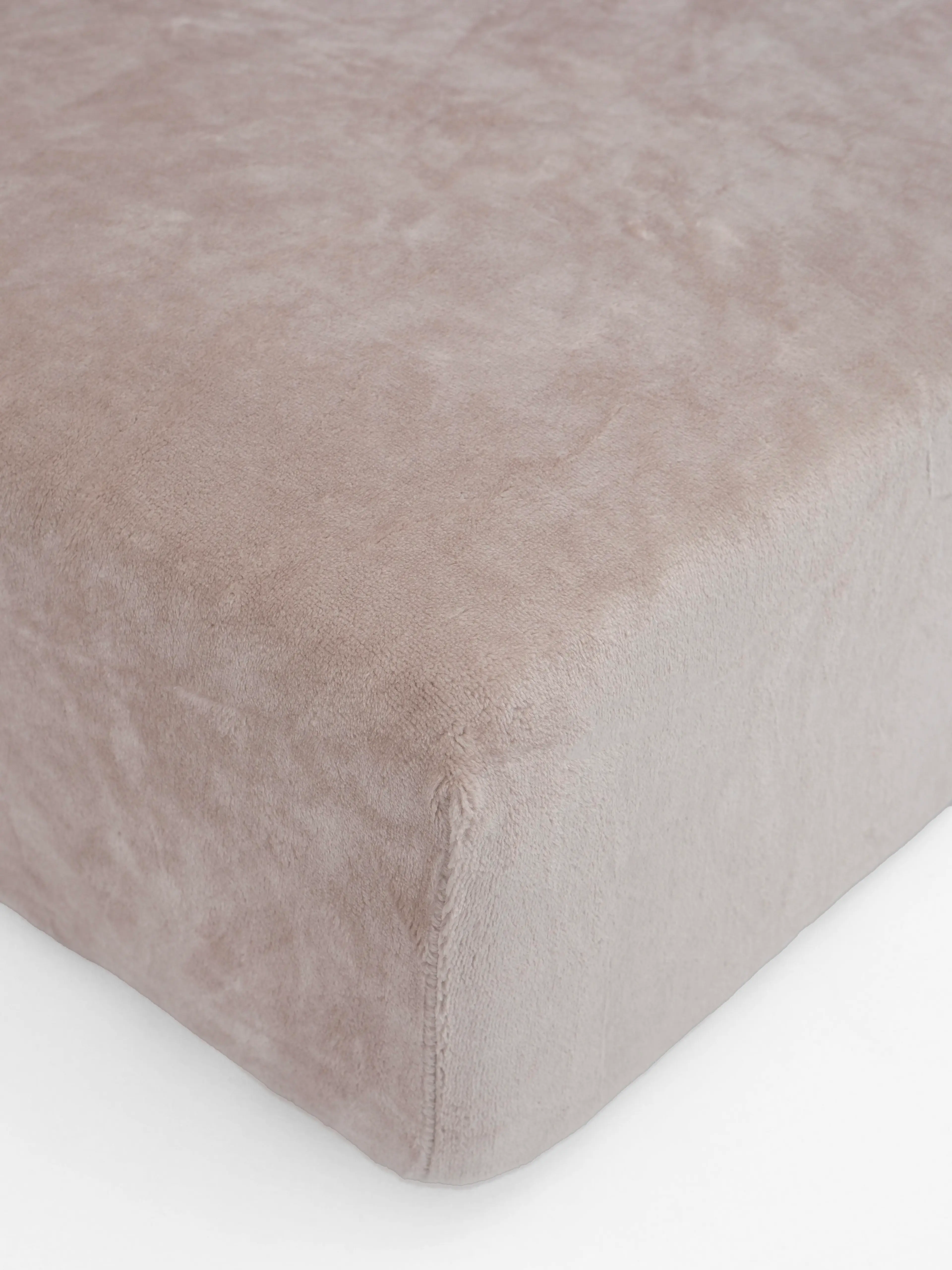 MKLuzkoviny.cz Prostěradlo mikroplyš Deluxe do postýlky 60 x 120 cm - cappuccino