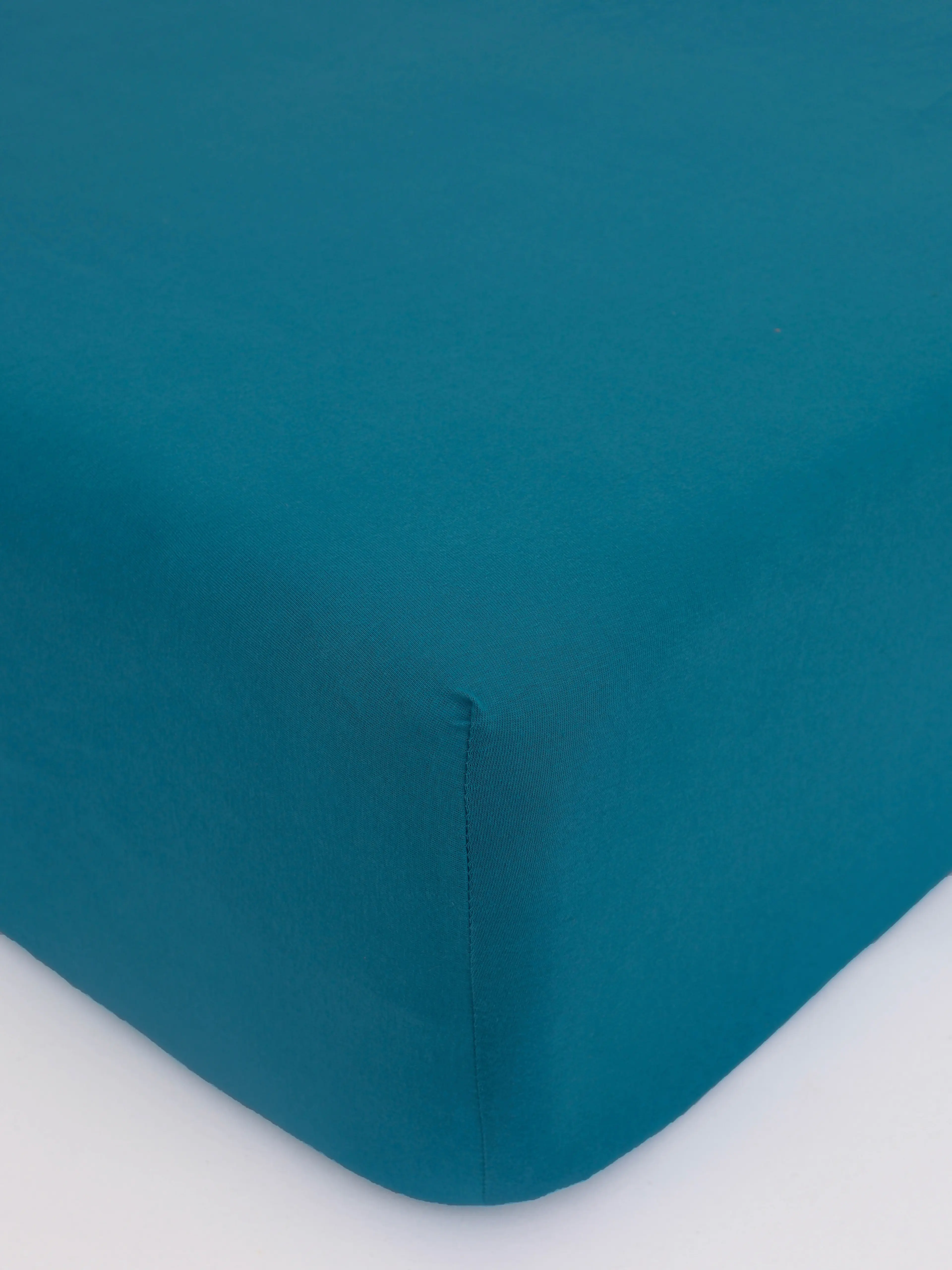 MKLuzkoviny.cz Jersey prostěradlo s elastanem Deluxe 120 × 200 cm – petrolejová