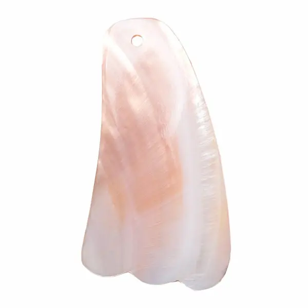 Gua sha z mušloviny tvar ploutve - délka cca 10 cm