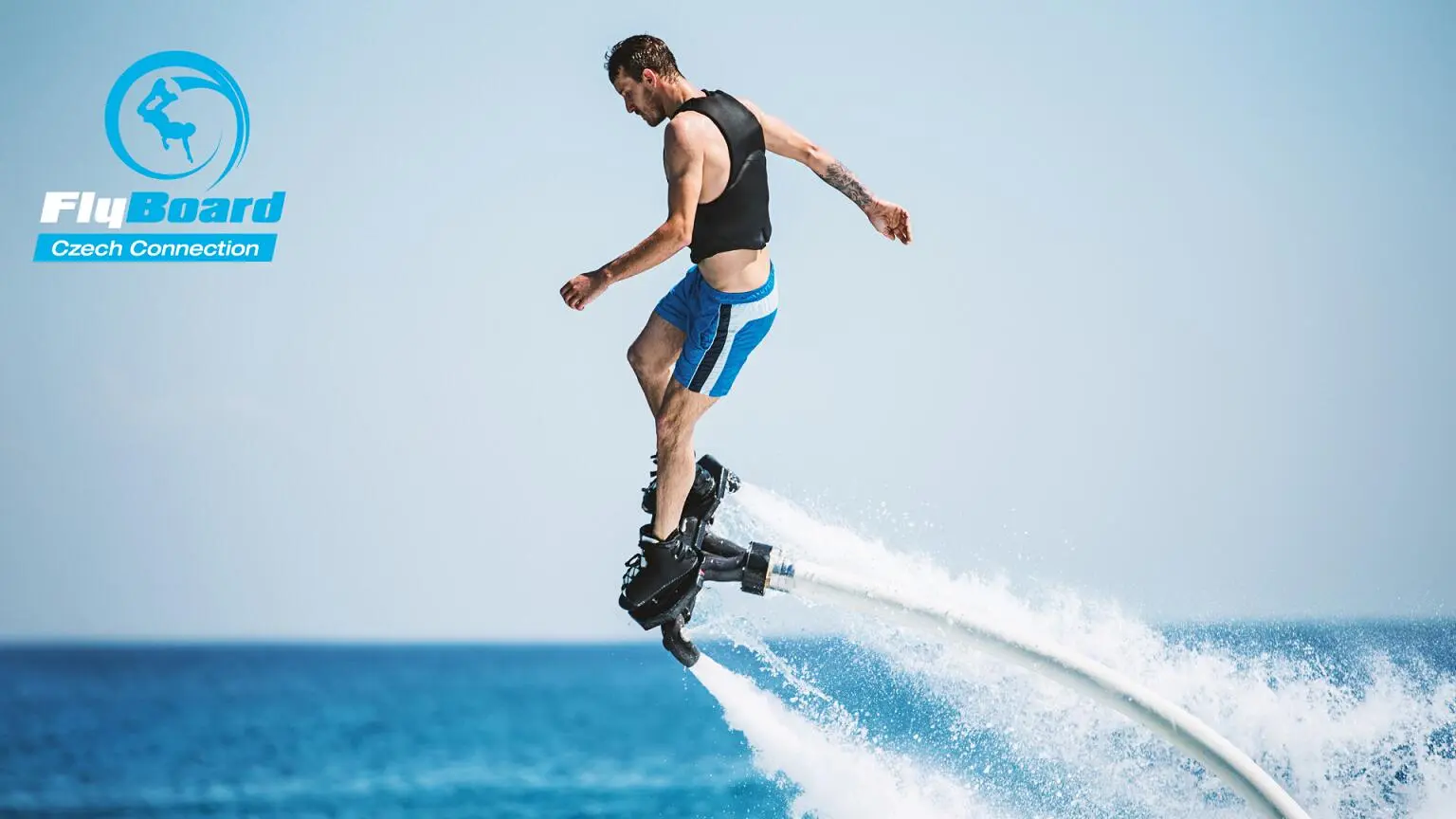 Flyboard Hradec Králové - létání nad vodou