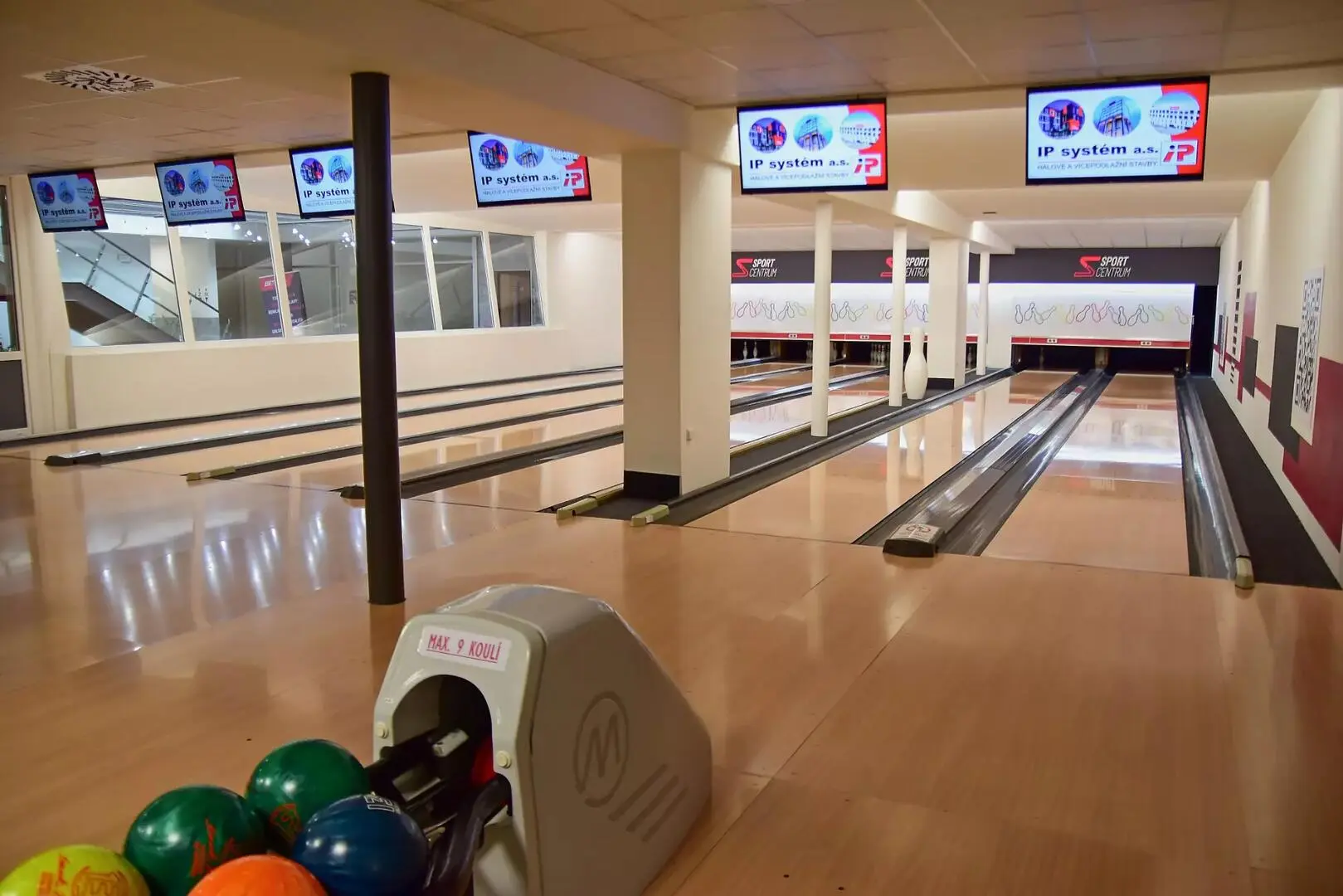 Bowling v BEST Sportcentru Olomouc - 6 moderních bowlingových drah