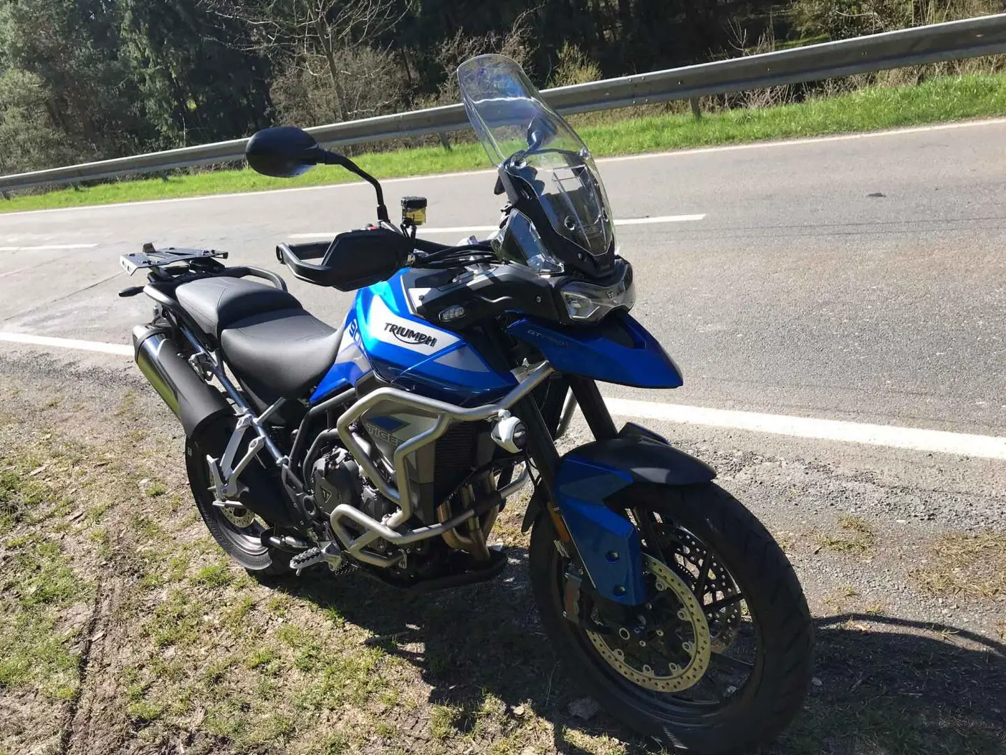 Půjčovna motocyklů - Triumph Tiger 900 GT PRO