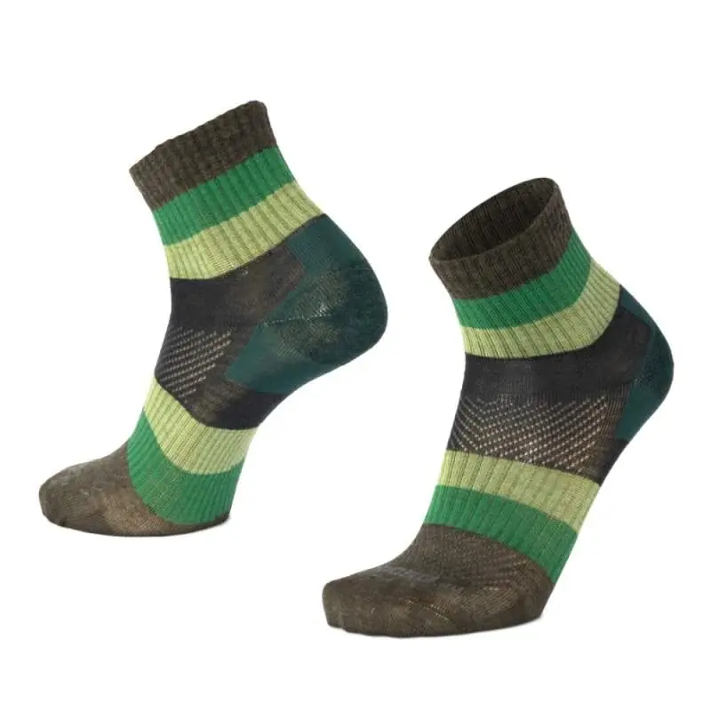 ORLIK RIBBON kotníkové pruhované merino ponožky Moose zelená 3XL