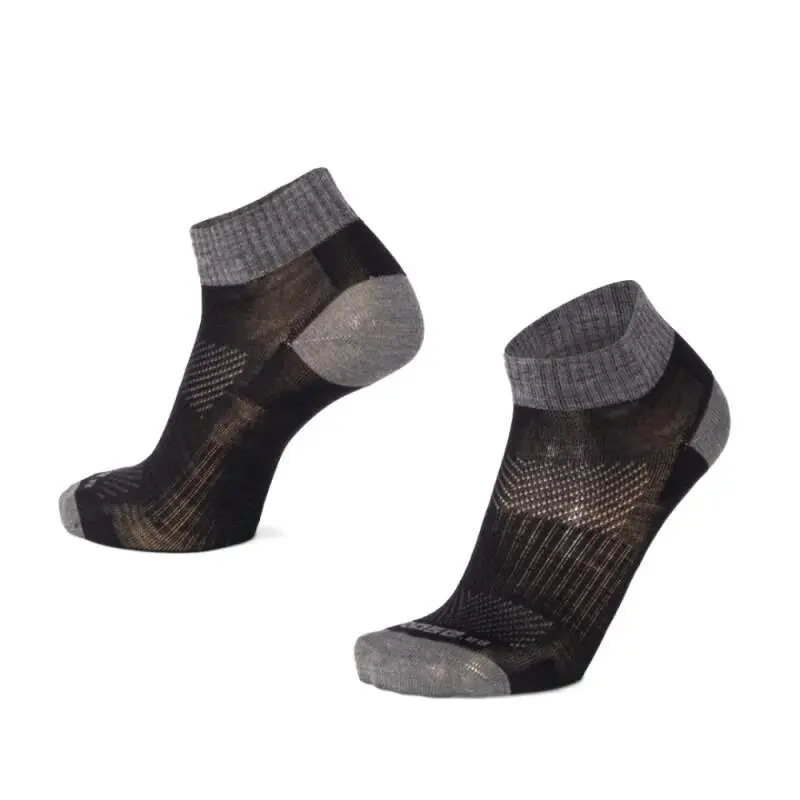 LUZY UNI nízké jednobarevné merino ponožky Moose černá 1 pár XXL