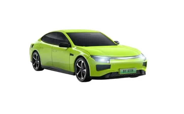 IQ models Elektromobil na dálkové ovládání zelený