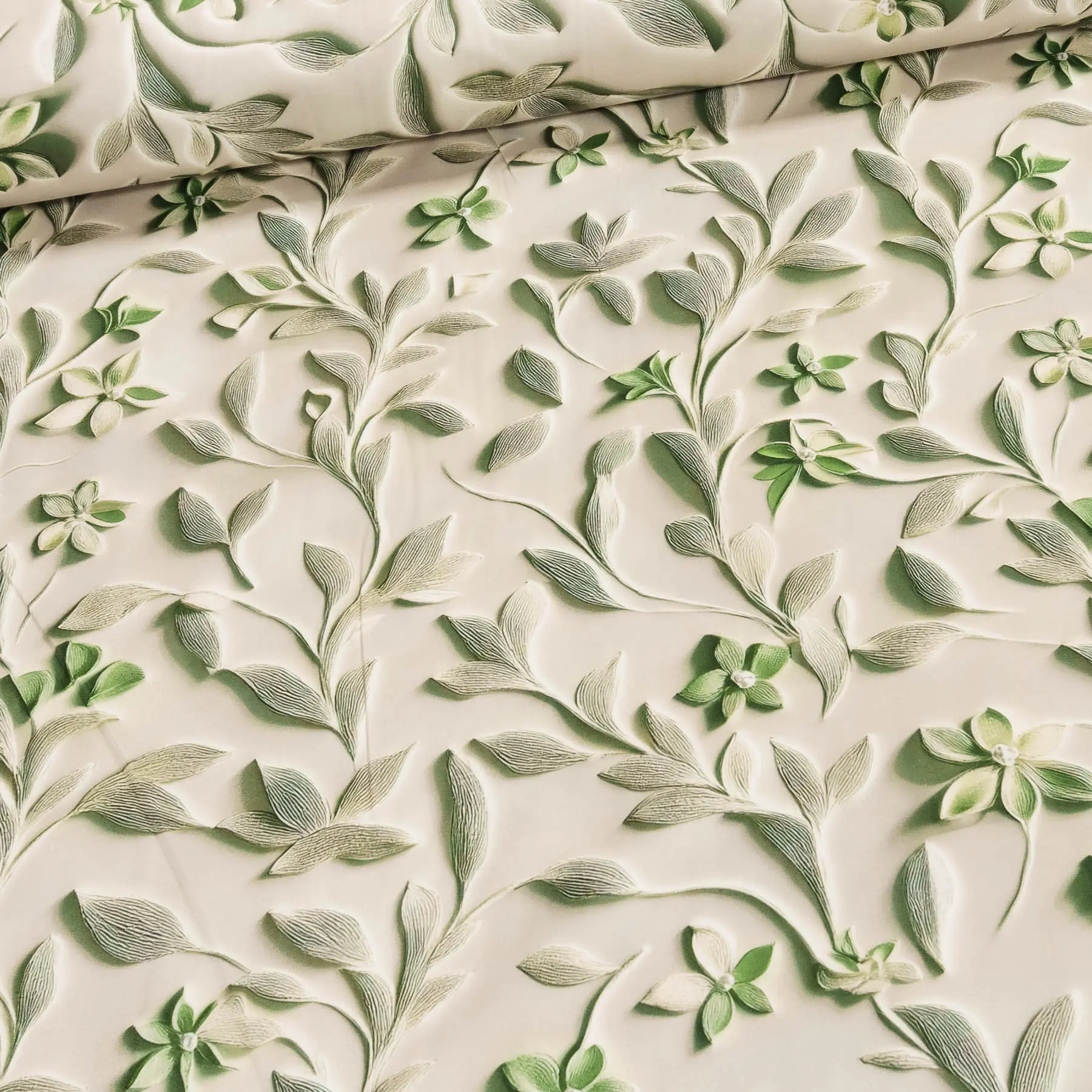 Forbyt dekorační závěs 25019/108 VELVET, zelené popínavé listy s květy na béžové, šířka 150cm (látka v metráži)