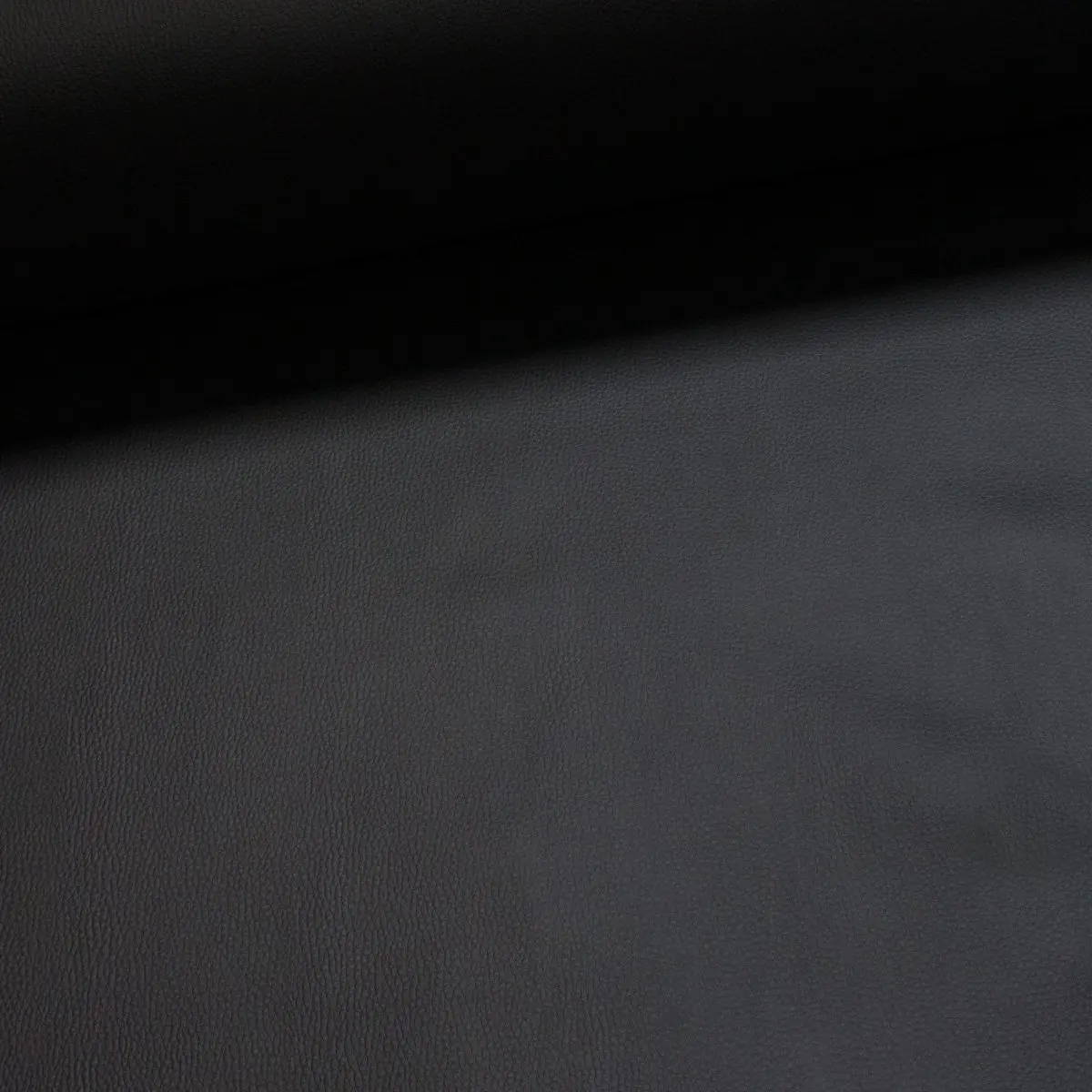 Potahová látka, čalounická KOŽENKA DOLARO V_70 černá, š.145cm, 460g/m2 (látka v metráži)