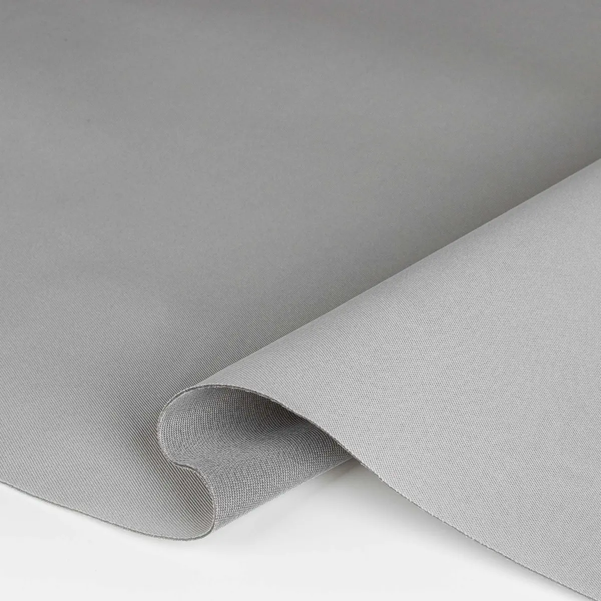 TextilCentrum.cz Potahová látka na SLOUPKY / STROPNICI do auta AUTOMOTIVE HEADLINER KOPER MONO 89, TENKÁ světle šedá, tloušťka 1,8 mm, s molitanem a síťkou, š.180cm (látka v metráži)
