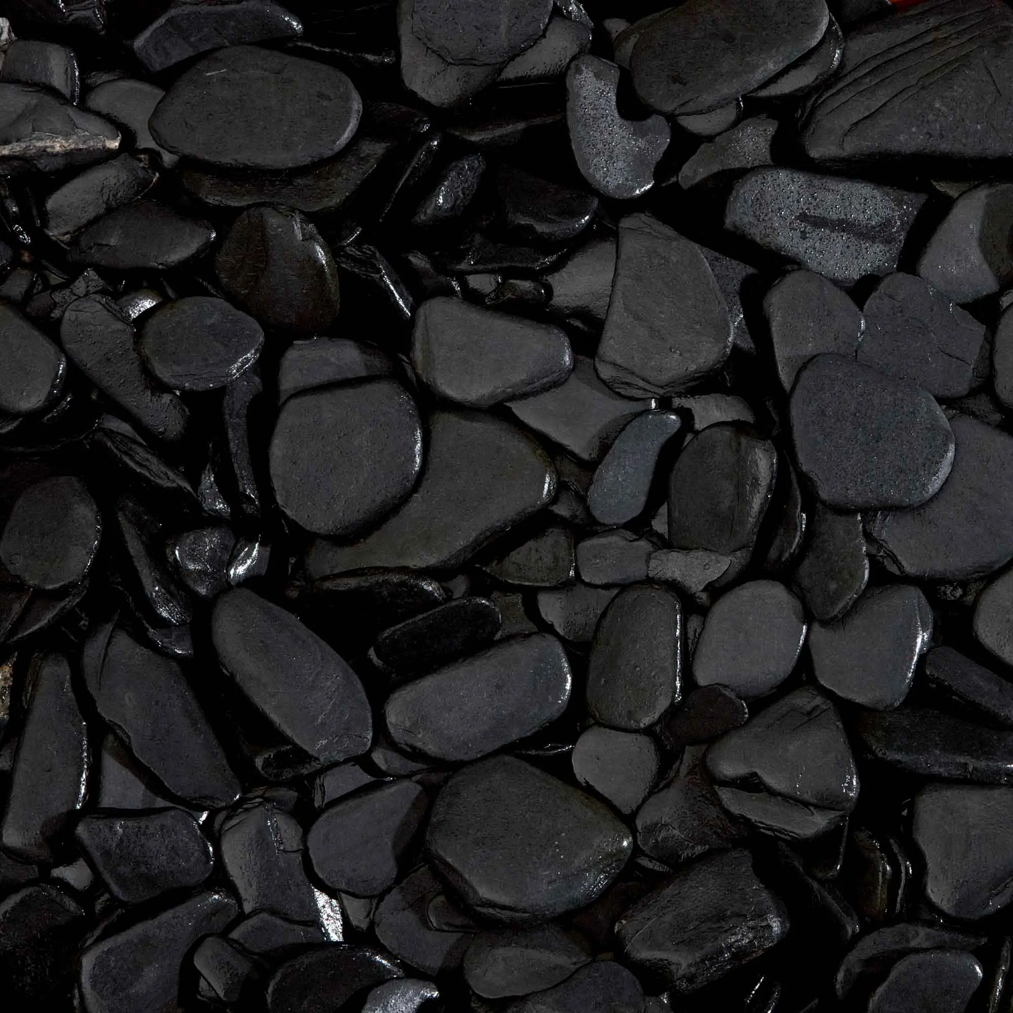 Zafido (distributor) Okrasné valounky Piatto Nero 20 - 60 mm 20 kg