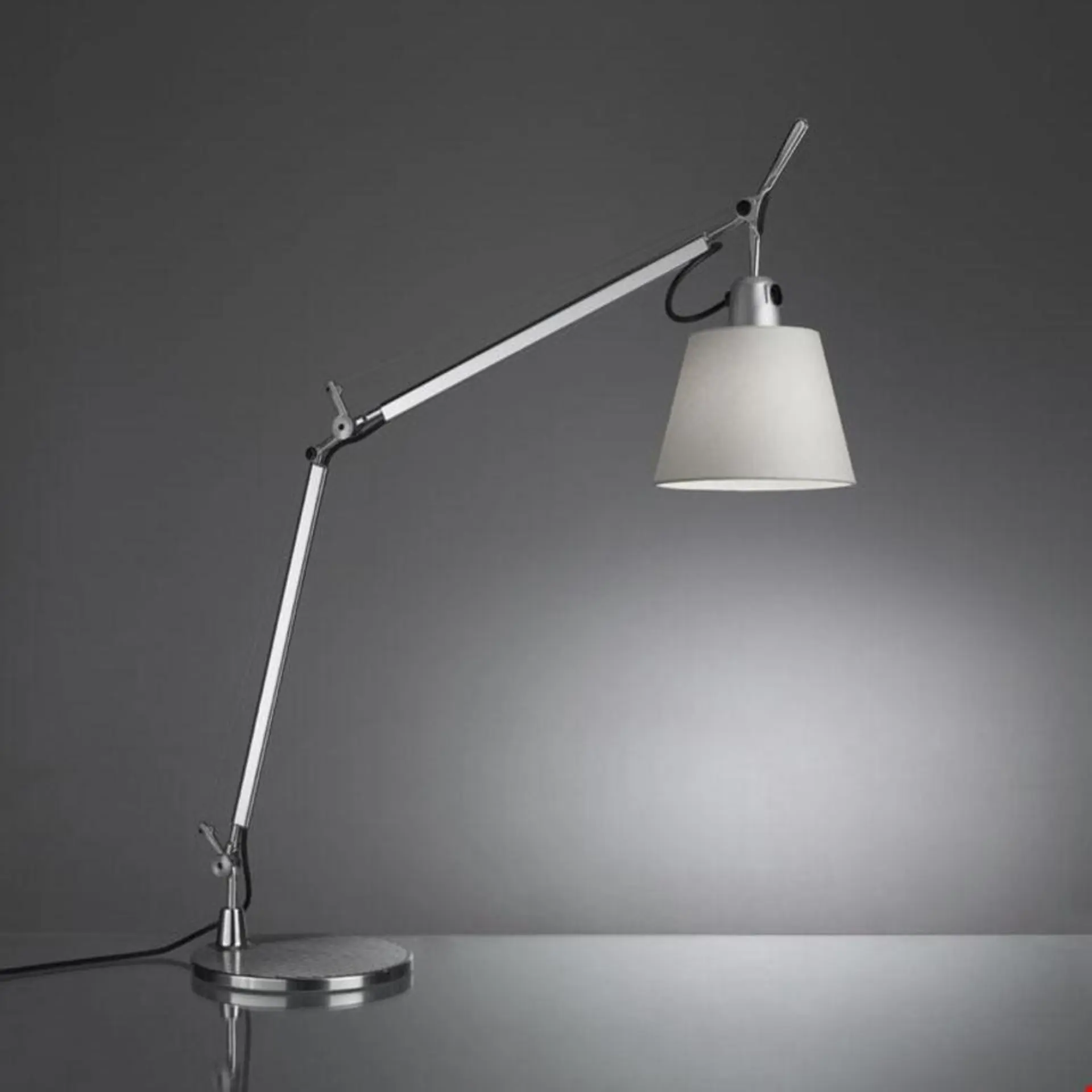 Artemide stolní lampa Tolomeo Basculante 7,5 W E27 Design Collection bez základny