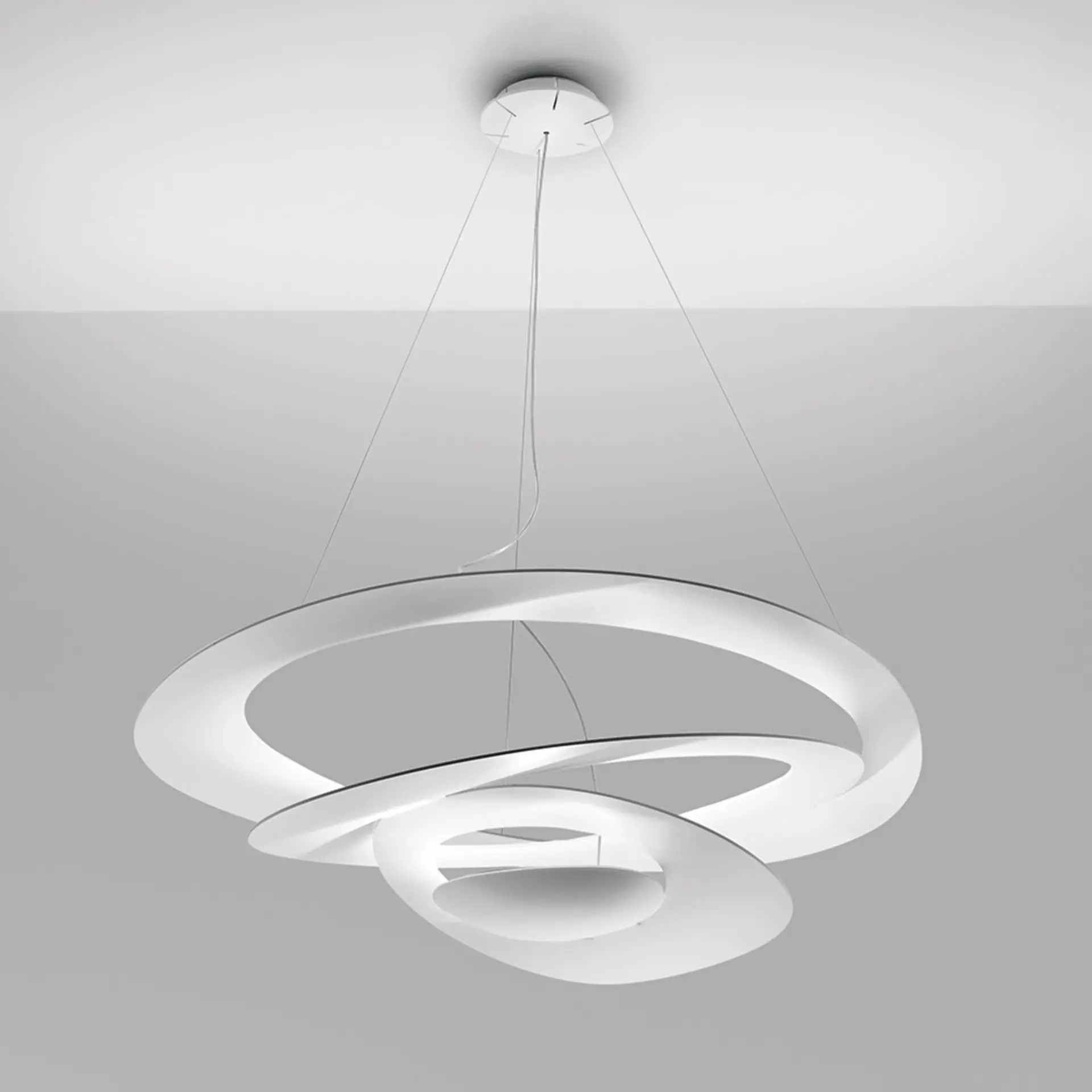 Artemide závěsné svítidlo Pirce LED 44 W 3000K stmívatelné