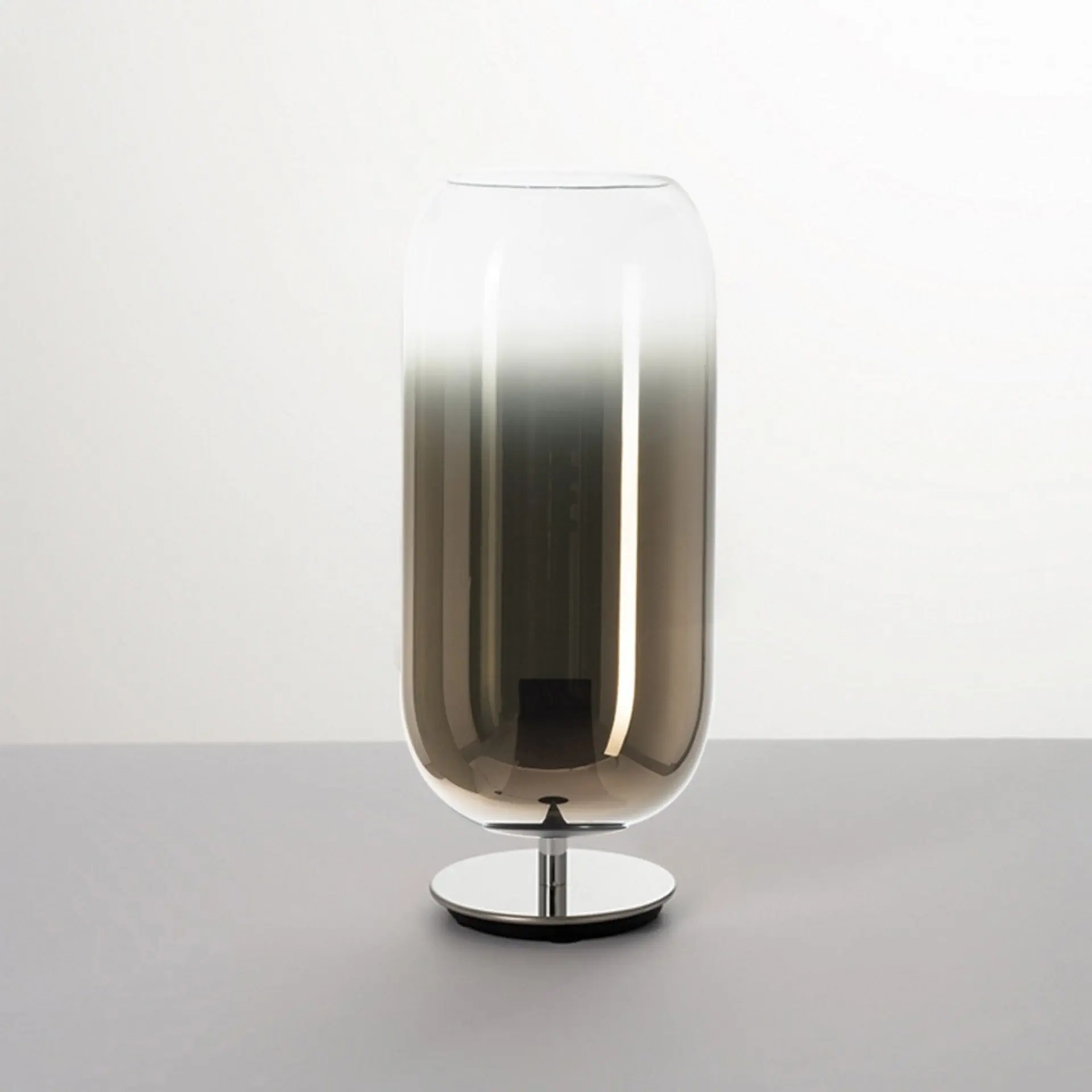Artemide stolní lampa Gople E27 Design Collection bronzová