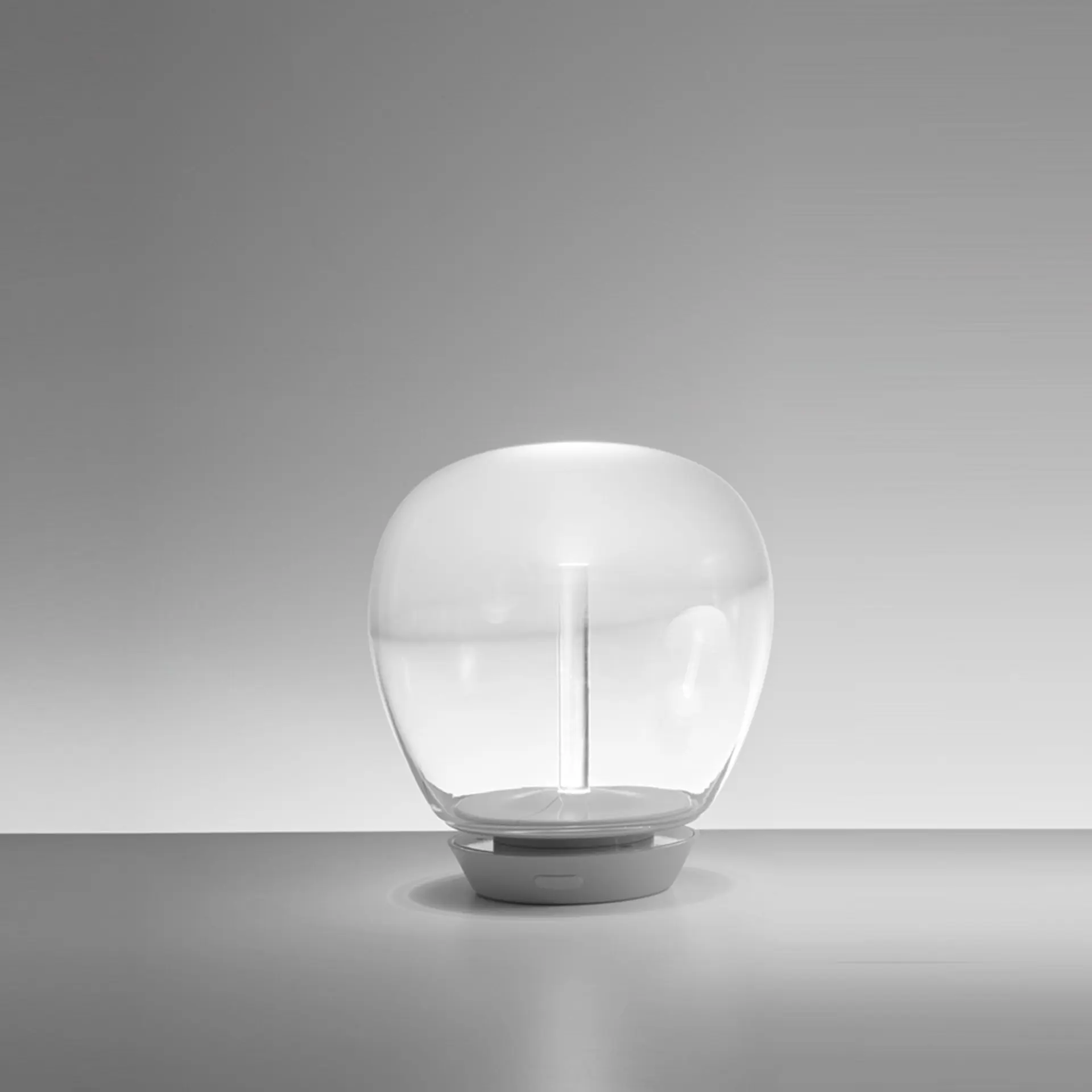 Artemide stolní LED lampa Empatia 26 20 W 3000K stmívatelná